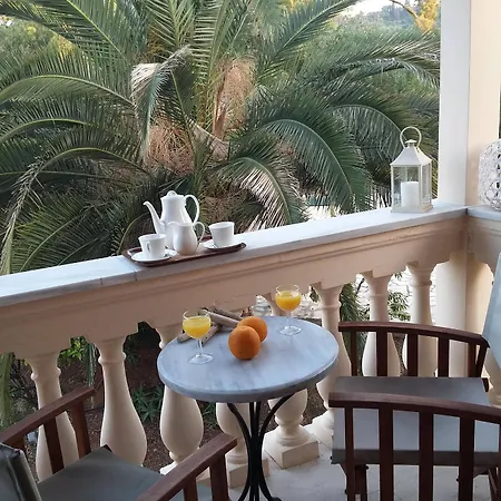 Hotel Harbour Corfu 3*